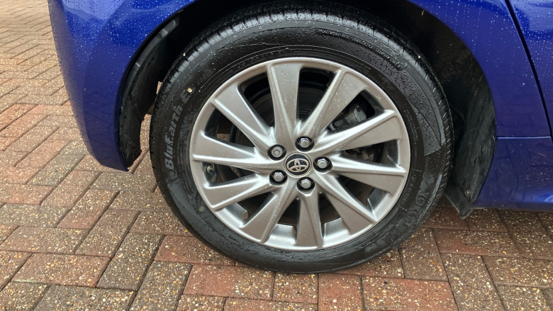 Toyota Yaris 1.5 Hybrid Icon 5dr CVT Hybrid Hatchback